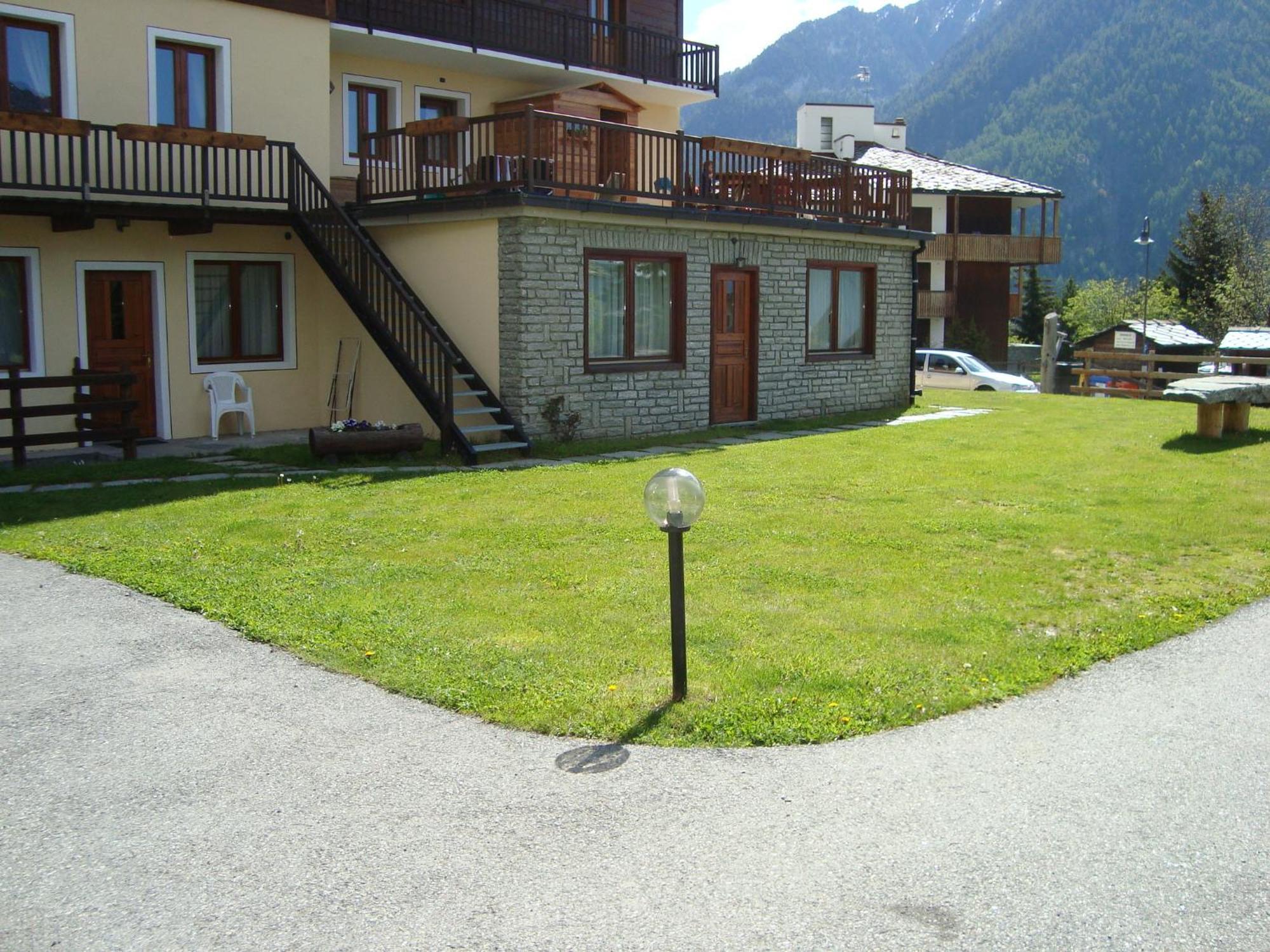 Affittacamere La Falconetta Champoluc Exterior foto