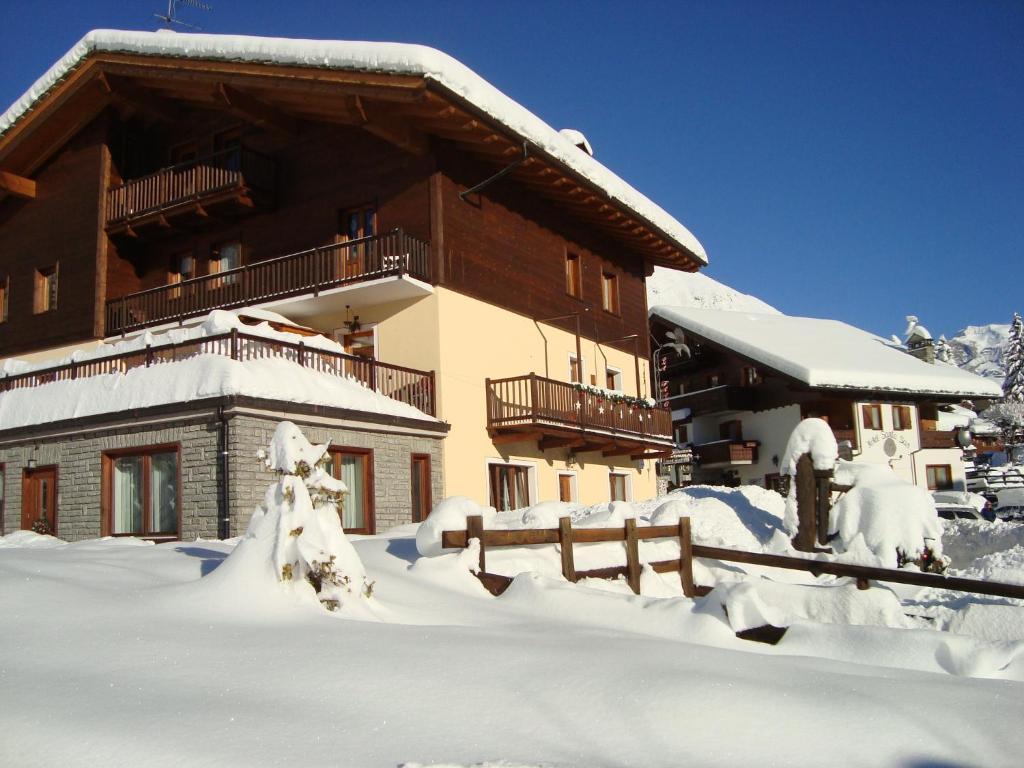 Affittacamere La Falconetta Champoluc Exterior foto